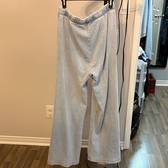 Z Supply Sky Blue Joggers - Picture 3 of 3